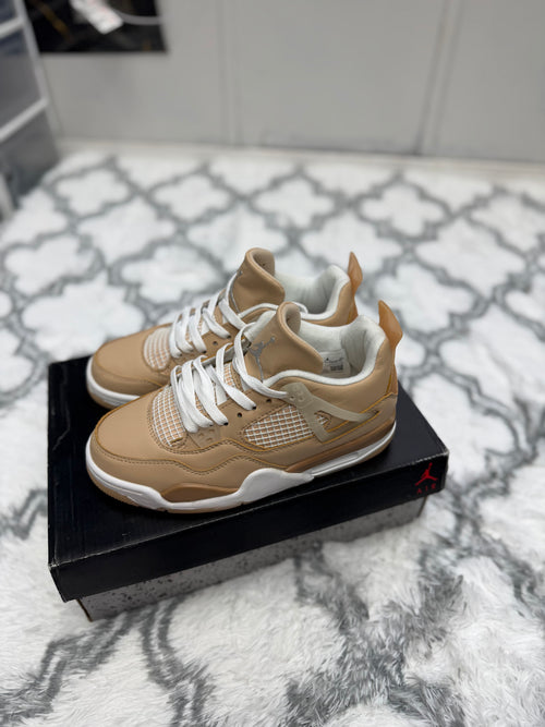 AIR JORDAN 4 RETRO SIZE 7.5